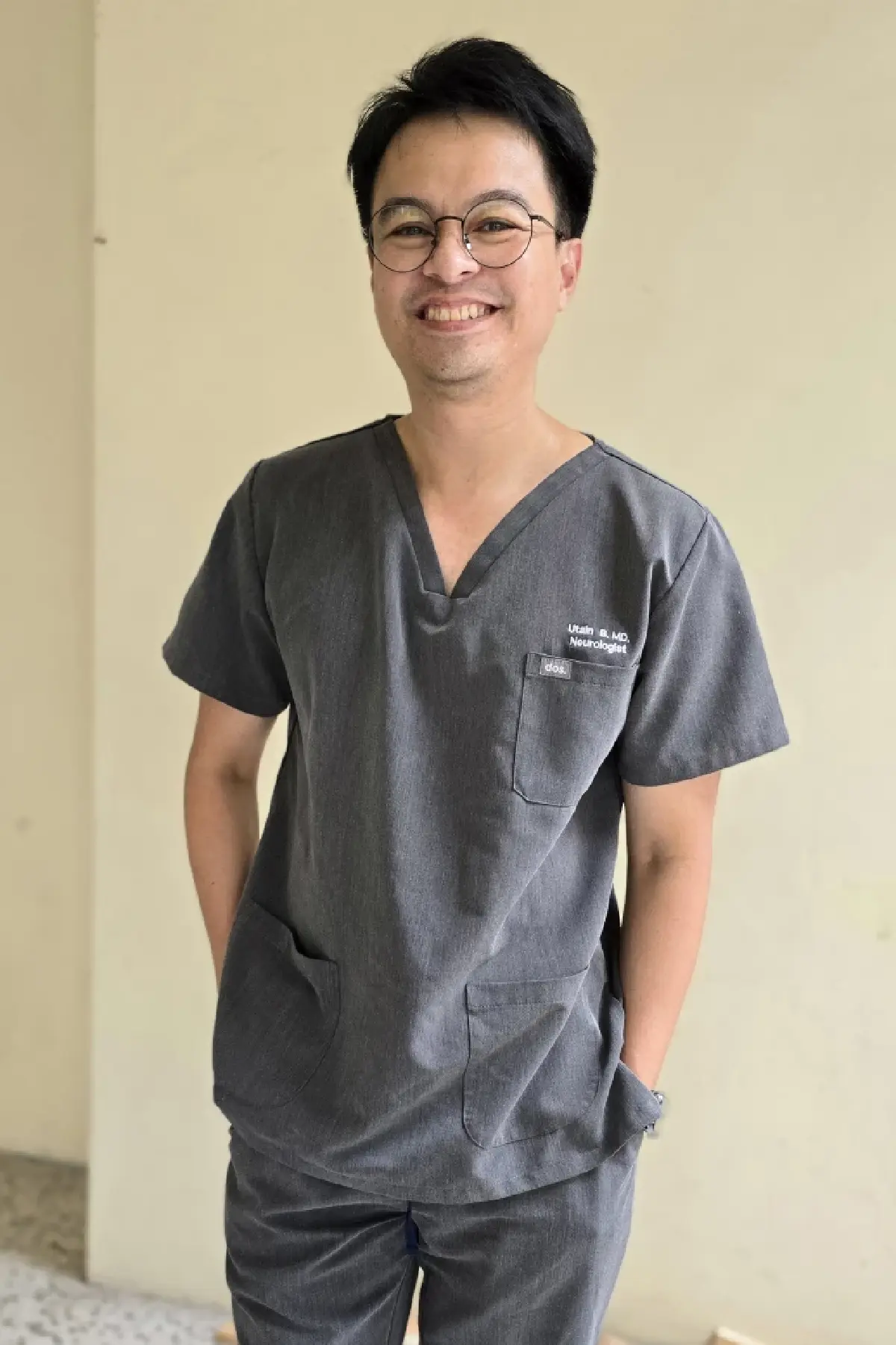 'รังสิมันต์' จาก 'หมอสมอง' สู่ นักเขียนไทยระดับนานาชาติ