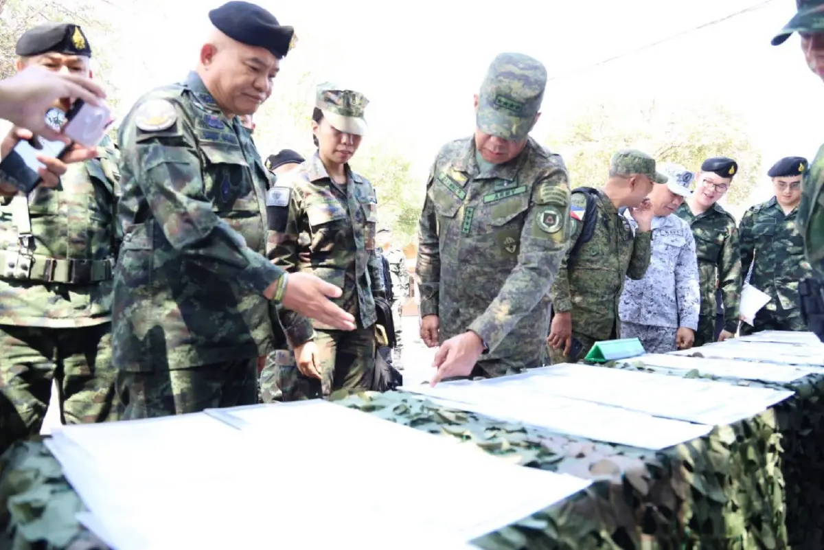 มทภ.2 นำ เสธทหารฟิลิปปินส์ ลุยรังสแกมเมอร์โอร์เสม็ด ช่องจอม