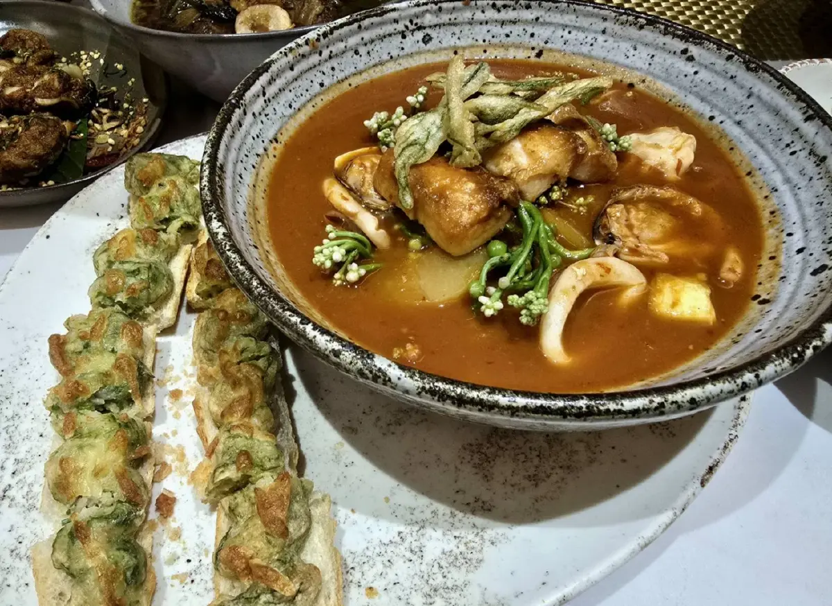 นัดดวลสองเชฟ 'บ้านนอกเข้ากรุง' กับ 'เชฟไก่ - ธนัญญา ไข่แก้ว'