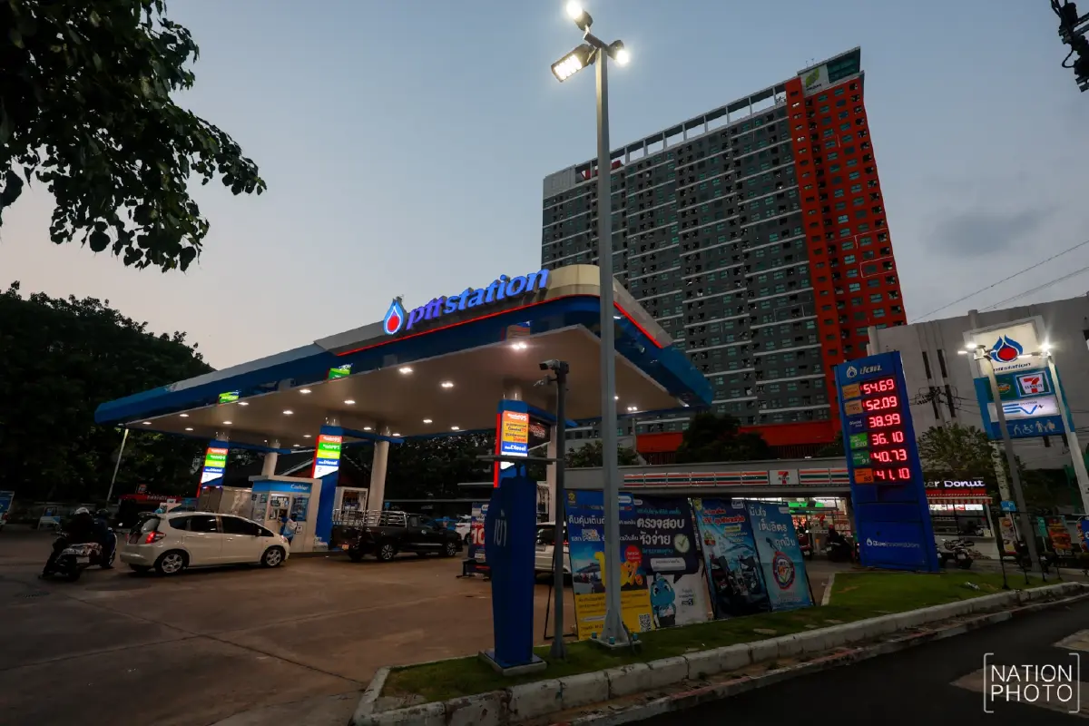 อยู่ให้ได้! เลิกตรึงราคาน้ำมันขึ้น 6 บาท ประชาชนโอด แพงก็ต้องเติม