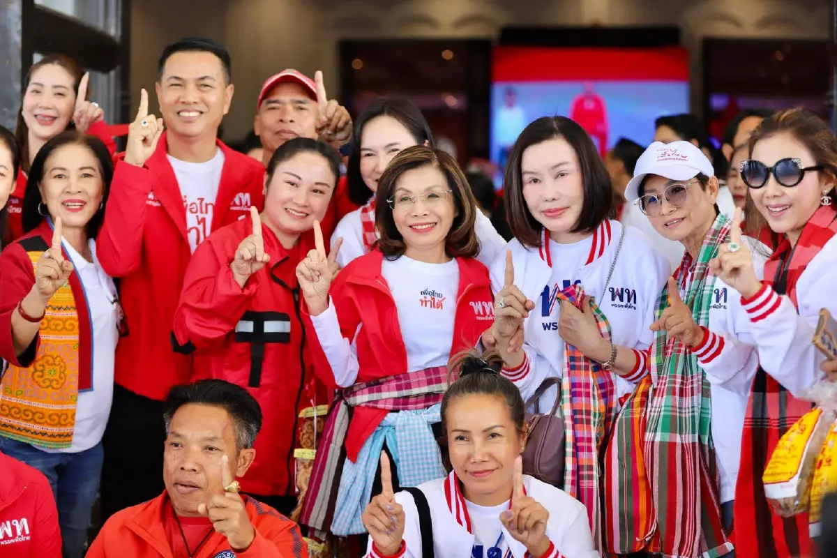 ศึกในค่ายแดง ‘ขุนพลอีสาน’ ชิงโควตารมต.‘สายนาย-สายทุน’