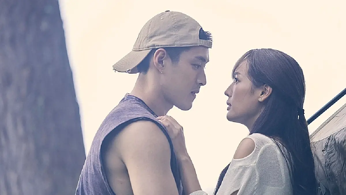 เรื่องย่อ รักหักหลัง ละครดราม่าเข้มข้น พาย-เกรท-กระทิง เปิดฉากรักสามเส้า คืนนี้ตอนแรก