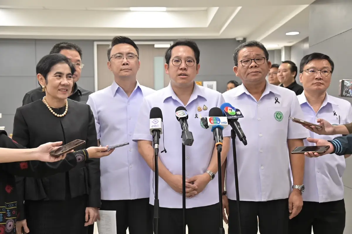 สธ.เตรียมให้ อภ.จัดซื้อยาแทน ช่วยรพ.เผชิญปัญหากระแสเงินสด ฝ่าวิกฤติตะวันออกกลางยืดเยื้อ