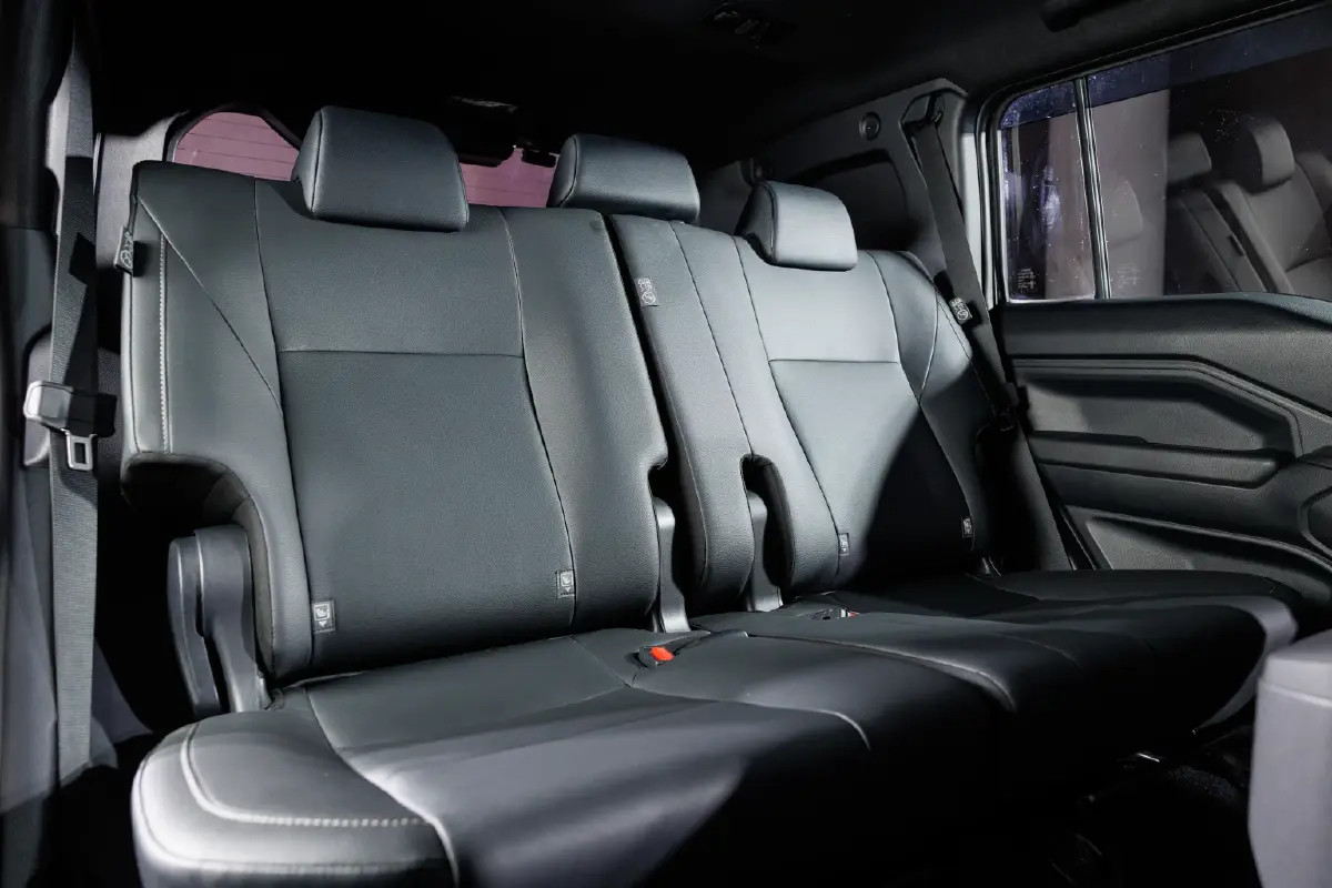 โตโยต้า Land Cruiser FJ ผลิตไทย สู้ศึกรถ Boxy เคาะ 1,269,000 บาท