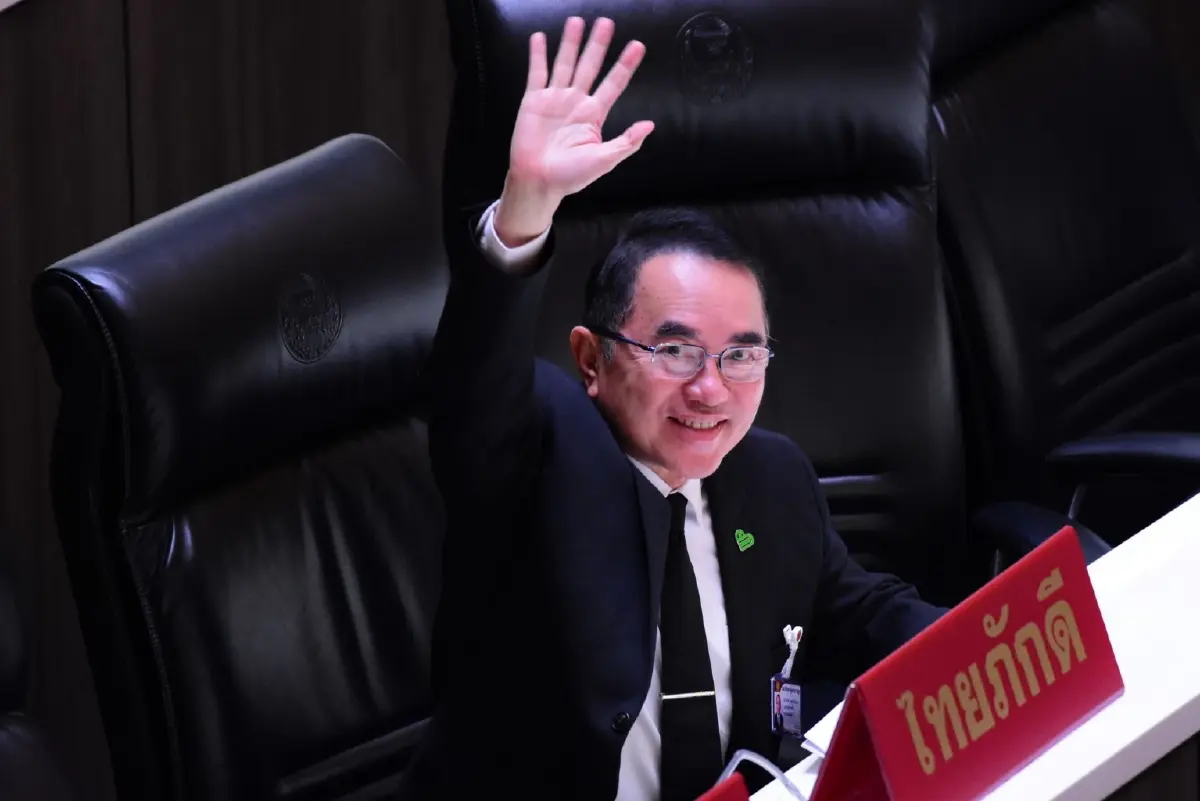 วัดใจรื้อ‘สวัสดิการ-ทุนเลี้ยงชีพ’ ‘บำนาญสส.-สว.’ ปชช.ต้องแบก