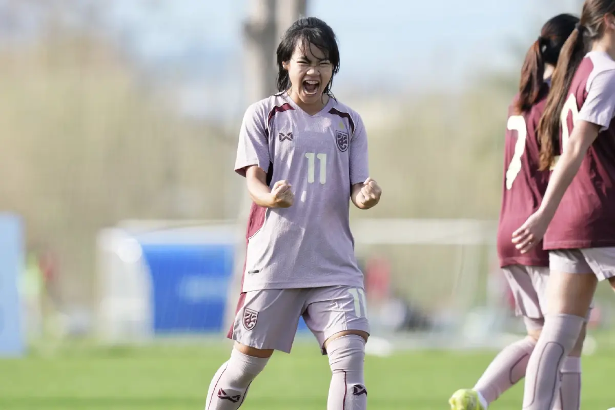 ถ่ายทอดสดฟุตบอล U20 ไทย พบ รัสเซีย ดูบอลสด ก่อนชิงแชมป์เอเชีย 2026