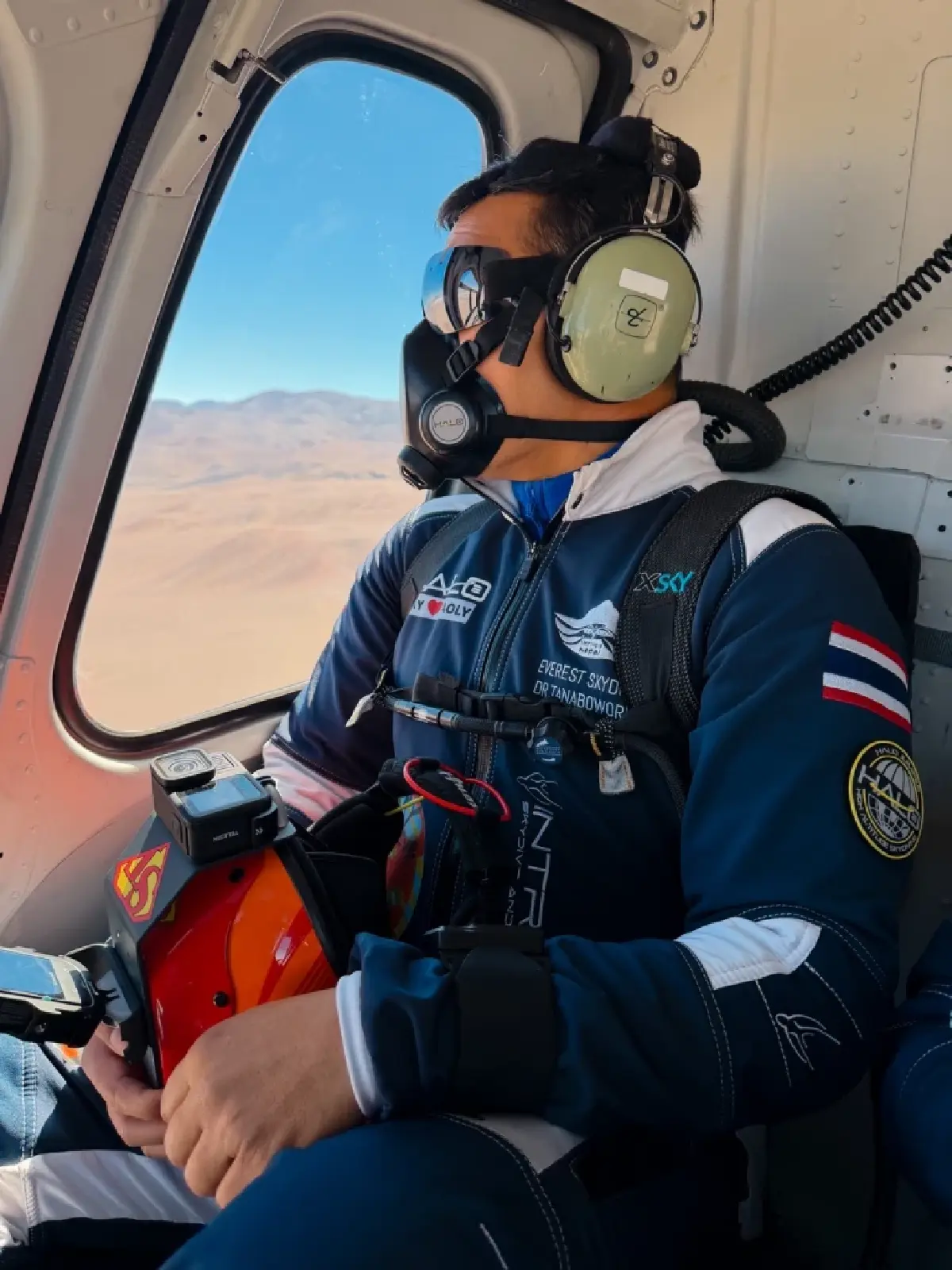 Guinness World Records รับรองสถิติซุปเปอร์ตุ้ม นักกระโดดร่มชาวไทย