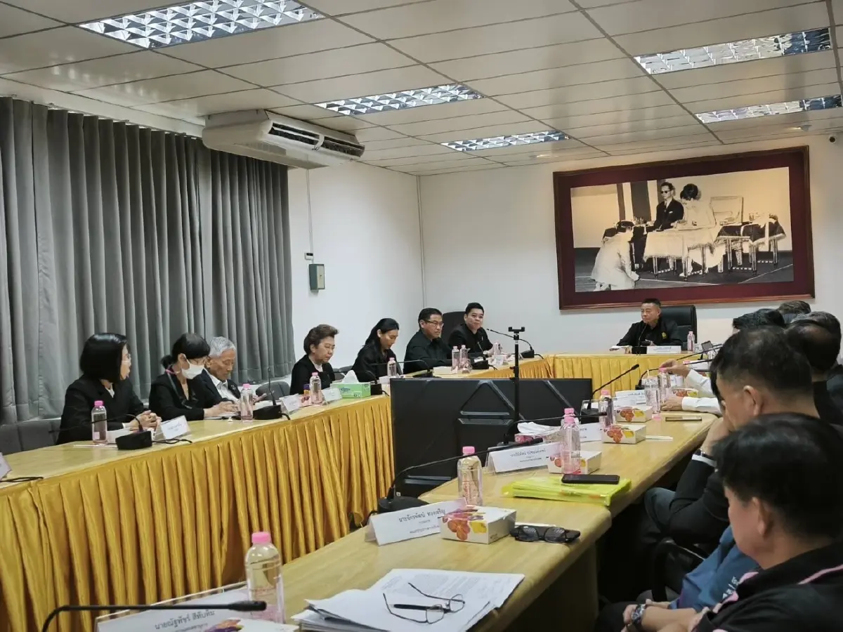 ‘องค์การค้า สกสค.’ เซ็นจ้างพิมพ์แบบเรียน ‘5 เอกชน’ ตบเท้าร่วมลงนาม ‘ข้อตกลงคุณธรรม’ มั่นใจเสร็จก่อนเปิดเทอม