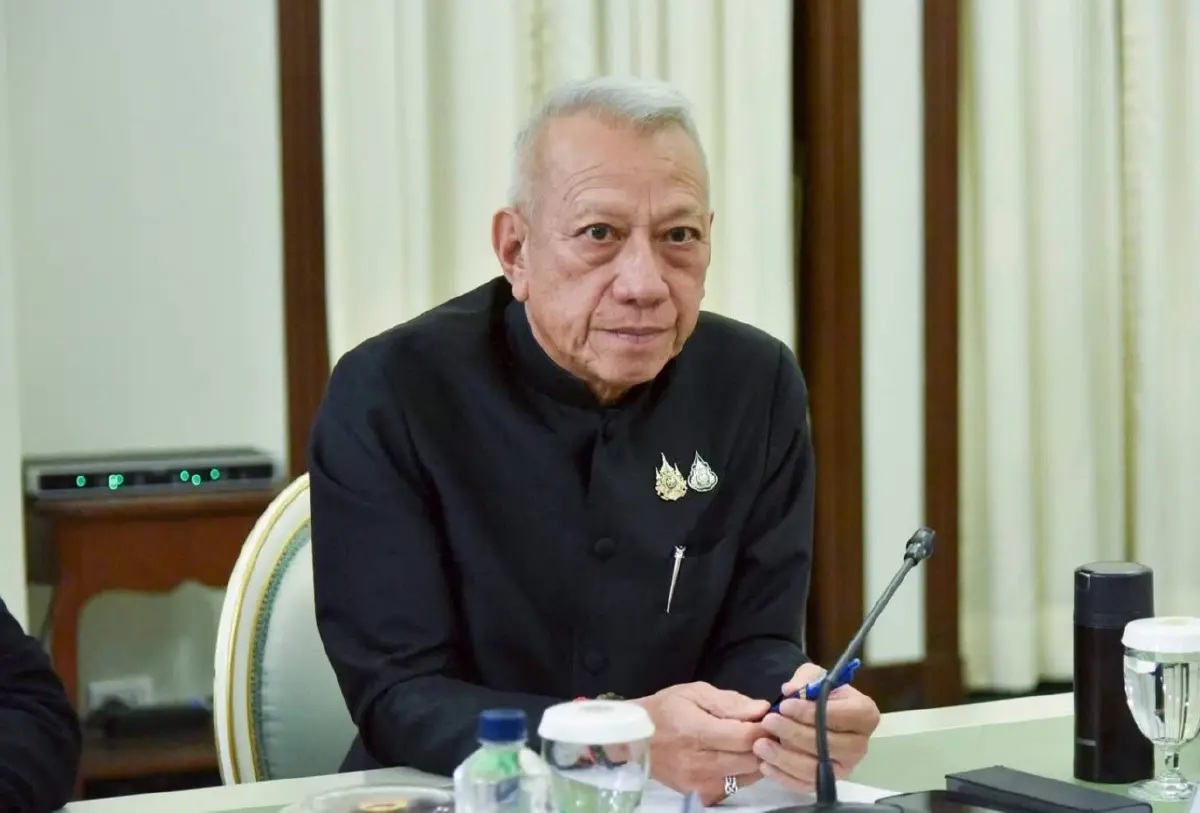 กองทุนน้ำมันฯ ควักวันละ 1,200 ล้านอุ้มดีเซล 'พิพัฒน์' เปิดทางเลือก 'ลดภาษี' พยุงราคา