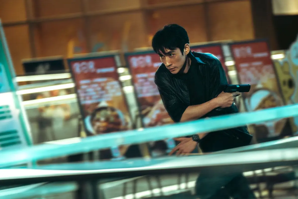 ‘Scare Out: เกมล่าทรชน คนล่าคน’ หนังใหม่ ‘จางอี้โหมว’ รอบสองปี