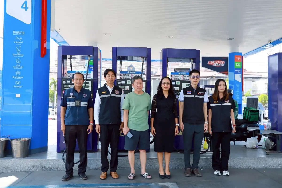แห่เติมน้ำมัน จนท.ตรวจปั๊มน้ำมัน ป้องกันฉวยโอกาสขึ้นราคา
