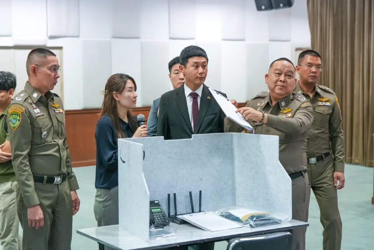 จับ 11 เกาหลีคาบ้านหรูย่านรามอินทรา โทรหลอกโอนเงิน 3 พันล้านวอน