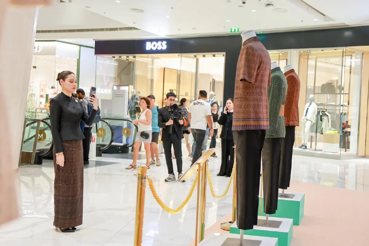 'ซาบีดา' เดินหน้าโรดโชว์   'ชุดไทยพระราชนิยม' ก่อนขึ้นทะเบียนมรดกโลก