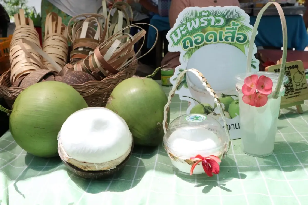 เดิน ‘หลาดแบกะดิน' กินอาหารสุขภาพ สัมผัสวิถีชุมชนเขาชัยสน