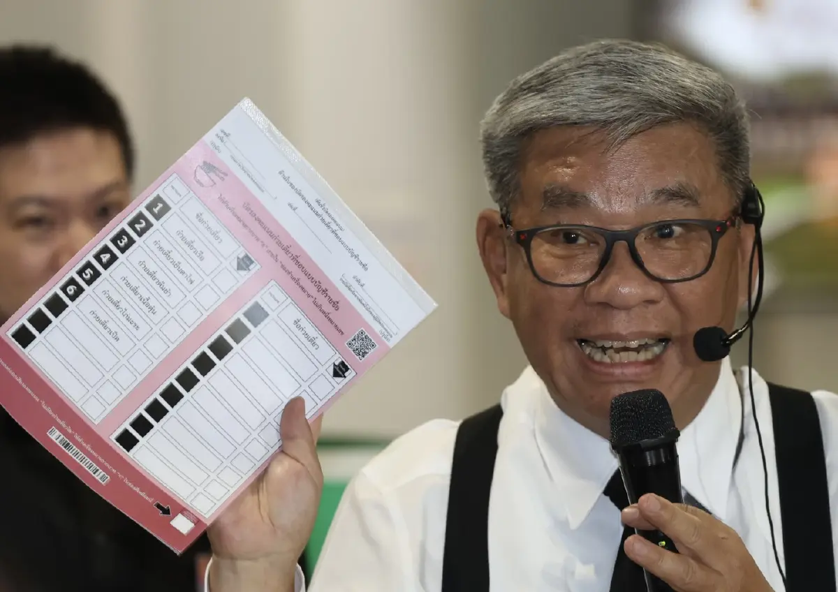 พิสูจน์ ‘บาร์โค้ดเลือกตั้ง’ ปั่นกระแส ค้าน ‘รัฐบาลโกง’