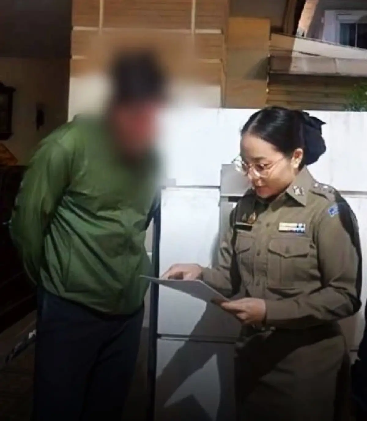 บุกจับสี่หนุ่ม 4 จุด กทม. สมุทรปราการ ชลบุรี อยุธยา ขายคลิปอนาจารเด็ก