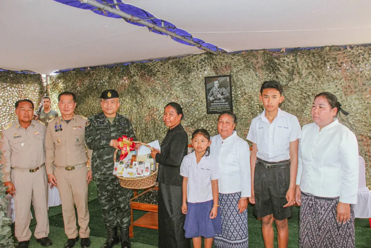 มทภ.2 เยี่ยมครอบครัววีรชน 'พล.ต.กฤษฎา–ร.ต.วสันต์' ย้ำ กองทัพจดจำทุกการเสียสละ