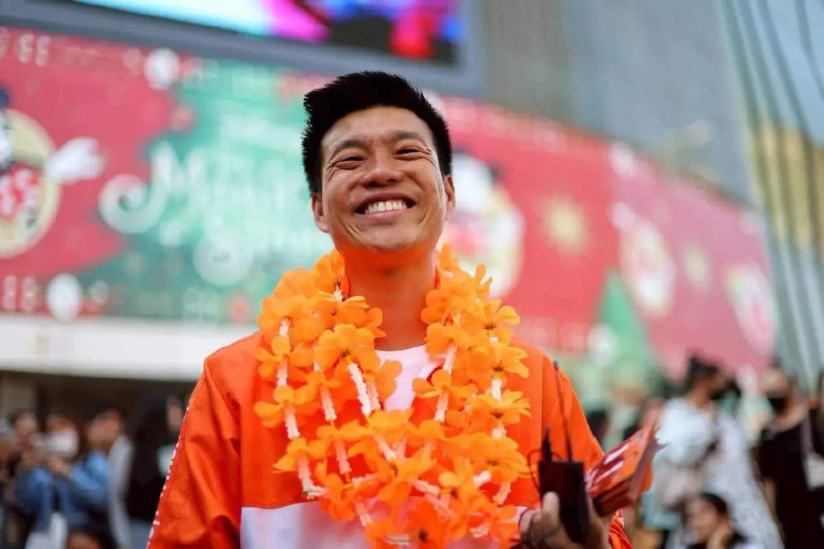 'เอก-ป๊อก' ซ้ายหลงทิศ ฤทธิ์รัฐพันลึก 'ส้ม' แพ้ซ้ำซาก