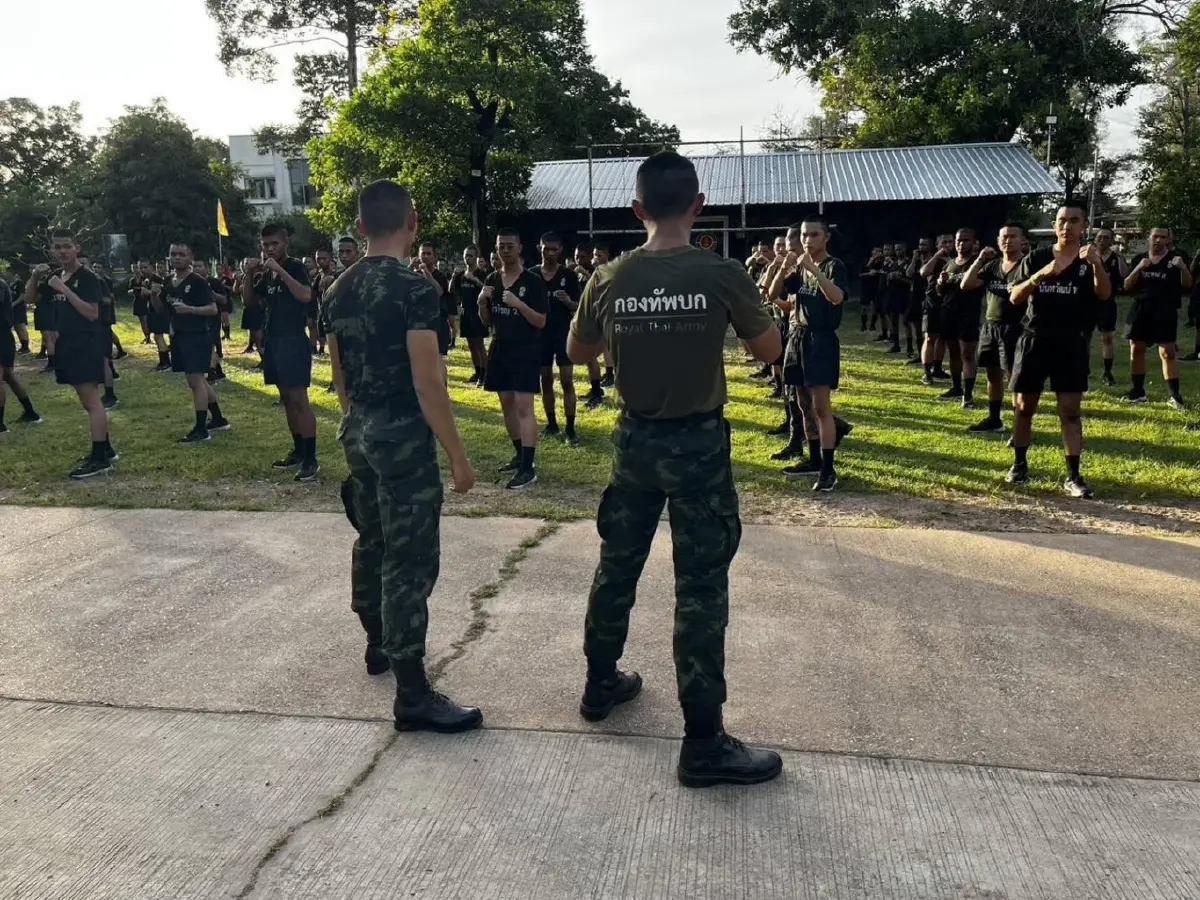 เกณฑ์ทหาร 2569 คัดเลือกทหารวันไหน ชายไทย ใครบ้างต้องจับใบดำใบแดง