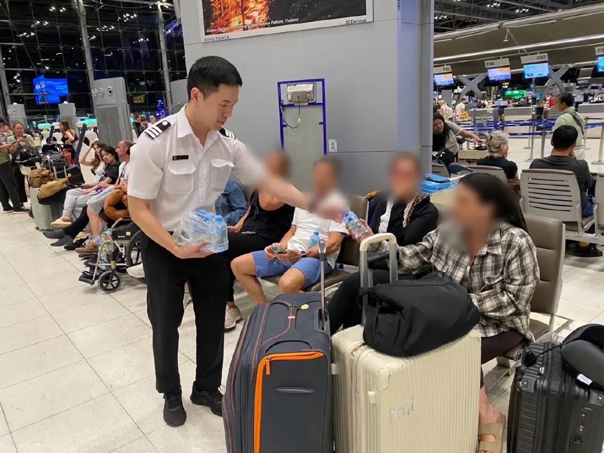 แอร์ไลน์ยกเลิก 16 เที่ยวบิน ‘สุวรรณภูมิ’ จัดพื้นที่ดูแลผู้โดยสาร