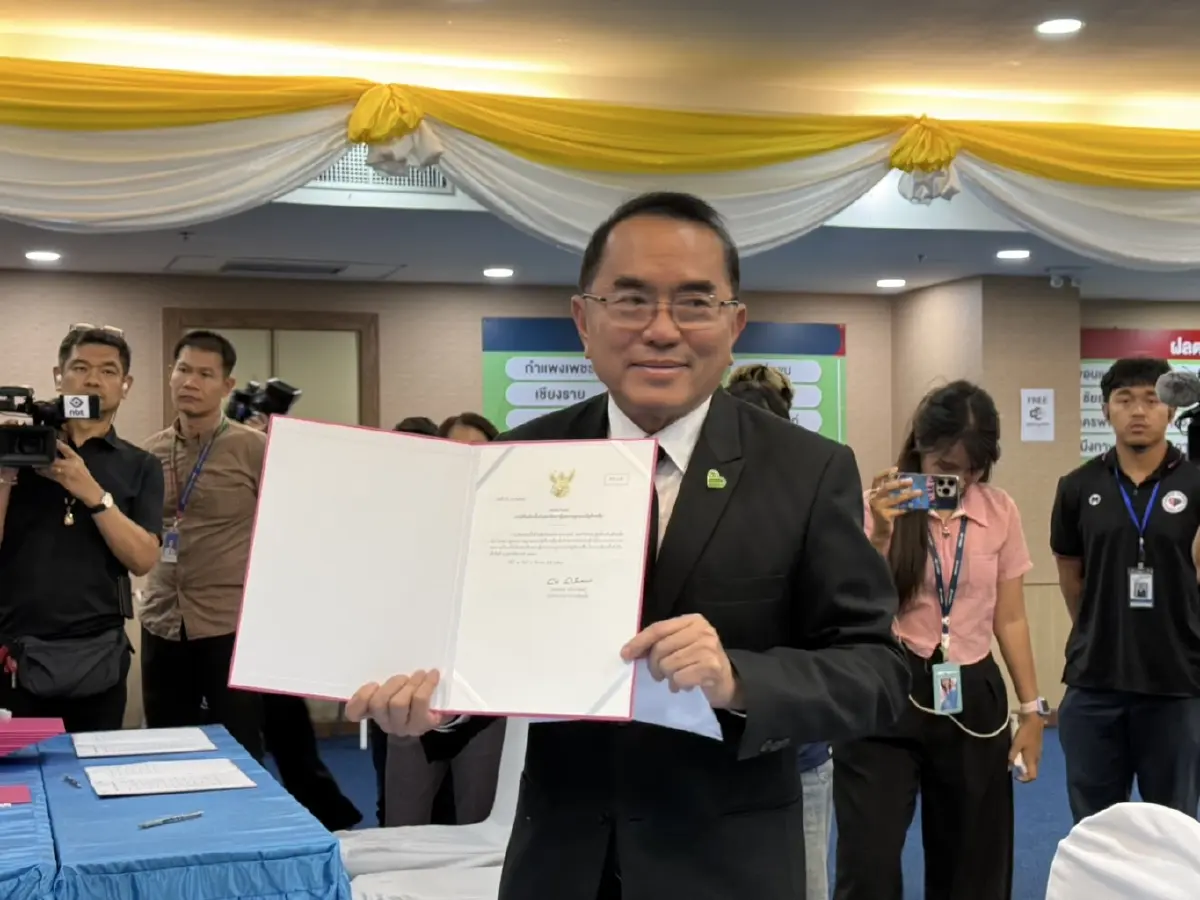 'จูรี' ตื่นเต้น สส.สมัยแรก ยัน ปชป.ฝ่ายค้าน - 'วรงค์' ย้ำจุดยืนเดิม