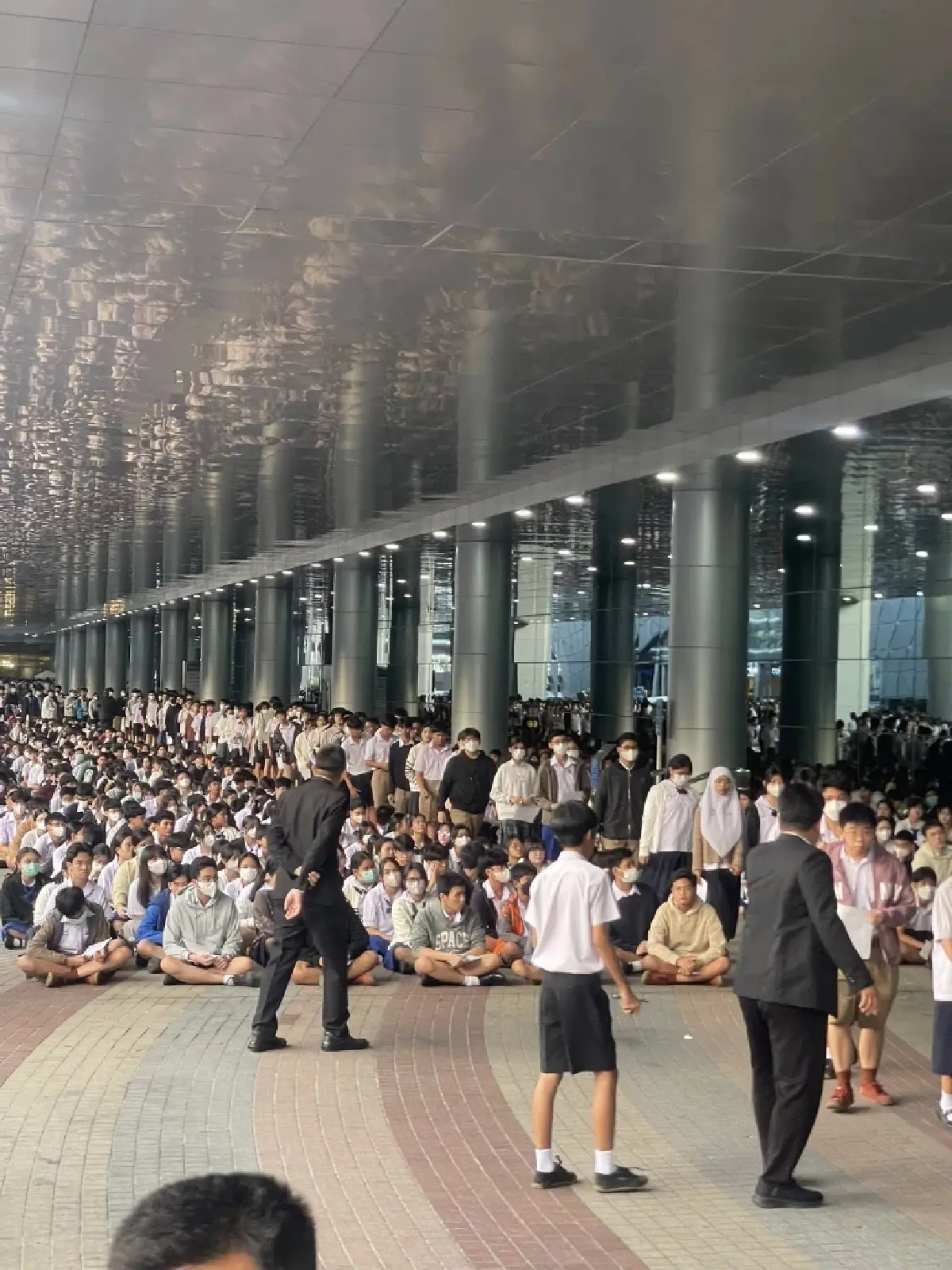 คนเต็มอิมแพ็ค นักเรียน 13,895 คน แห่สอบเข้าเตรียมอุดมศึกษา 2569