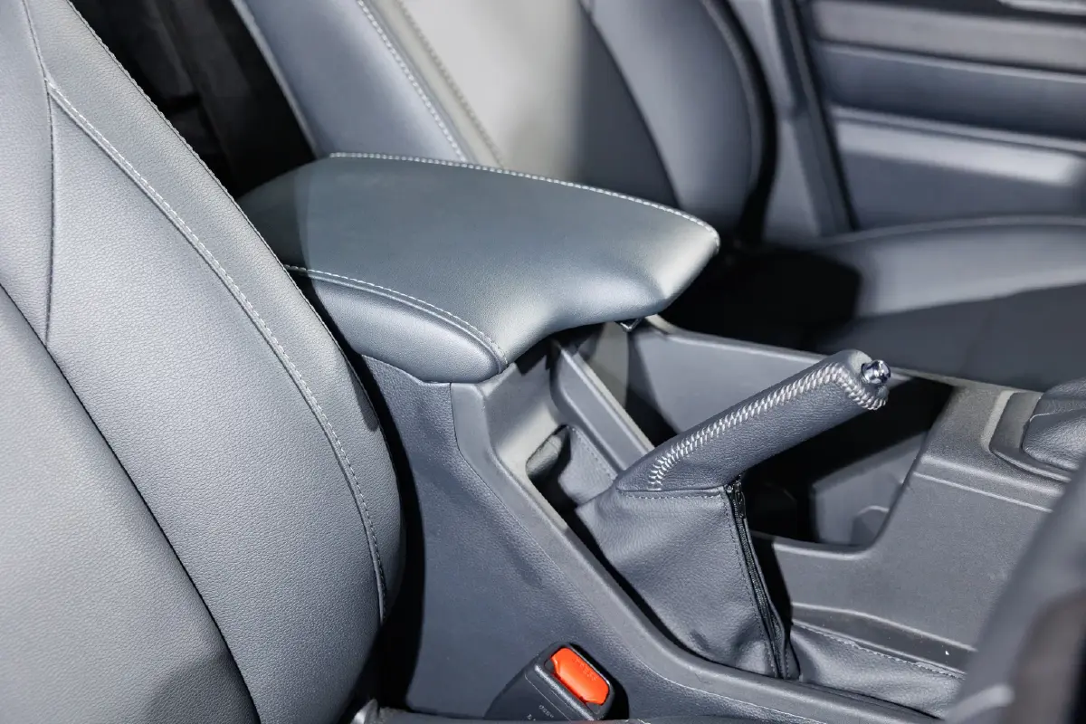 โตโยต้า Land Cruiser FJ ผลิตไทย สู้ศึกรถ Boxy เคาะ 1,269,000 บาท