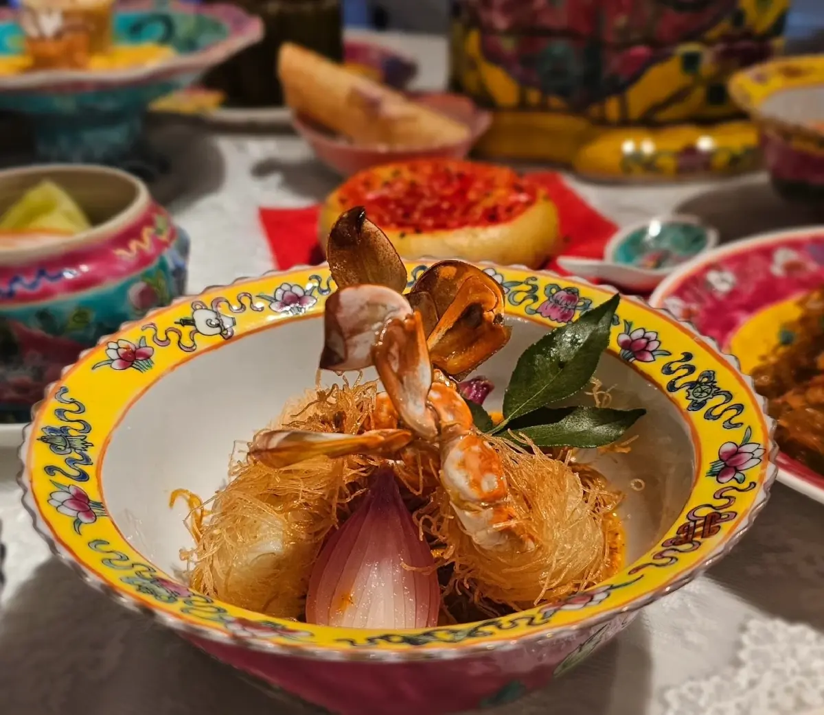 'อาหารเพอรานากัน' สื่อรัก ในความหมายของ เชฟอุ้ม คณพร