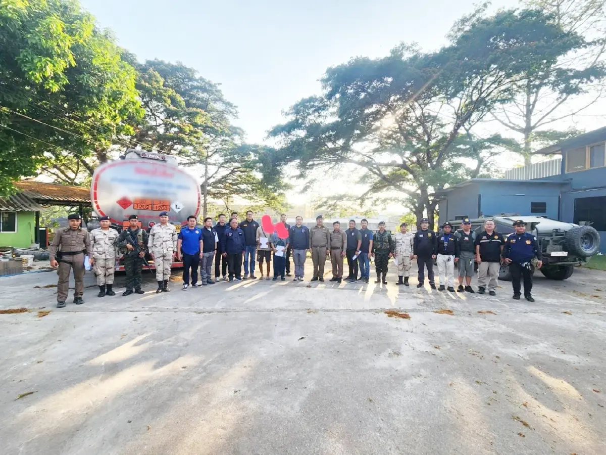 น้ำมันดีเซล หลายหมื่นลิตรซุกชายแดน จับรถบรรทุกน้ำมันส่งปท.เพื่อนบ้าน