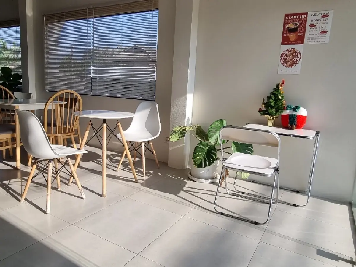 ลำปางสโลว์ไลฟ์ จิบกาแฟอุ่นที่ Hug Cup, Start Up และหม้อก๋า