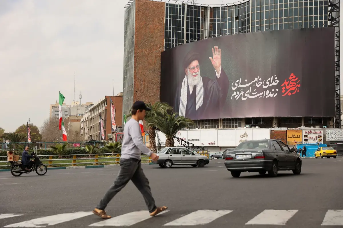 ‘อิหร่าน’ หลังสิ้น ‘คาเมเนอี’ ประเทศจะเดินไปในทิศทางใด