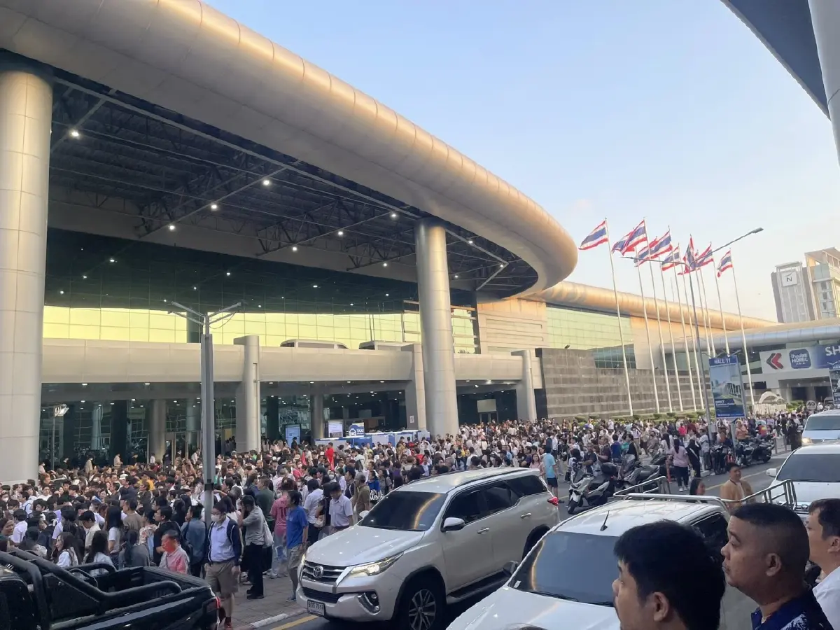 คนเต็มอิมแพ็ค นักเรียน 13,895 คน แห่สอบเข้าเตรียมอุดมศึกษา 2569