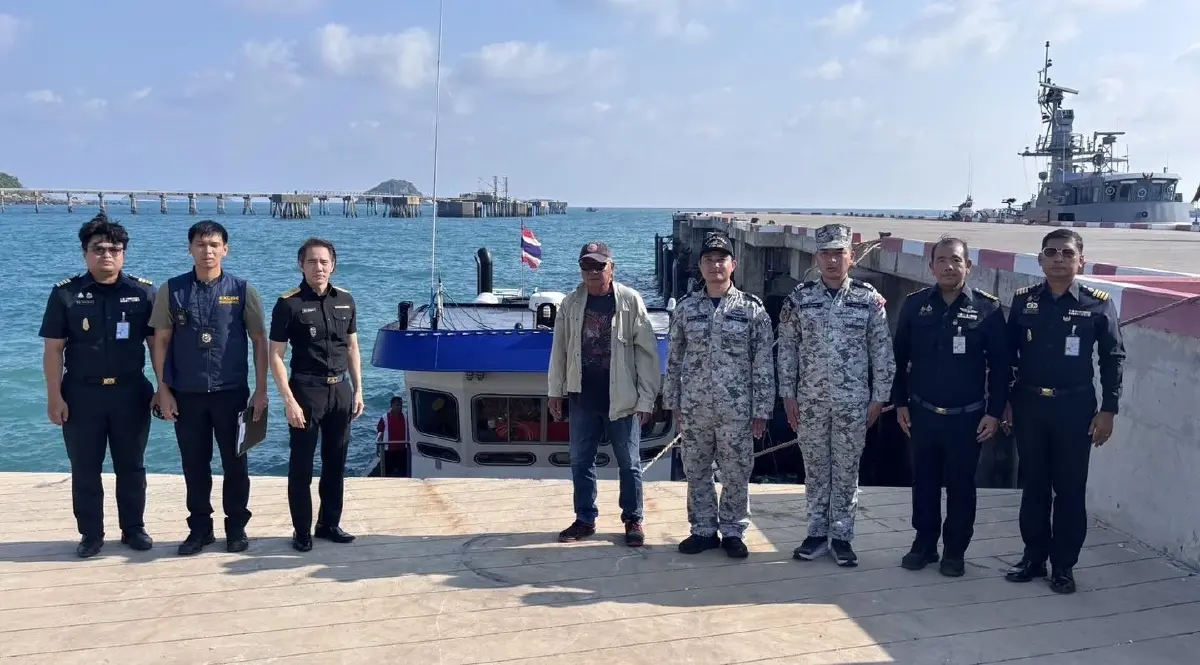 สรรพสามิต จับเรือขนน้ำมันดีเซลเถื่อน 85,000 ลิตร ปรับหนักกว่า 3.8 ล้าน