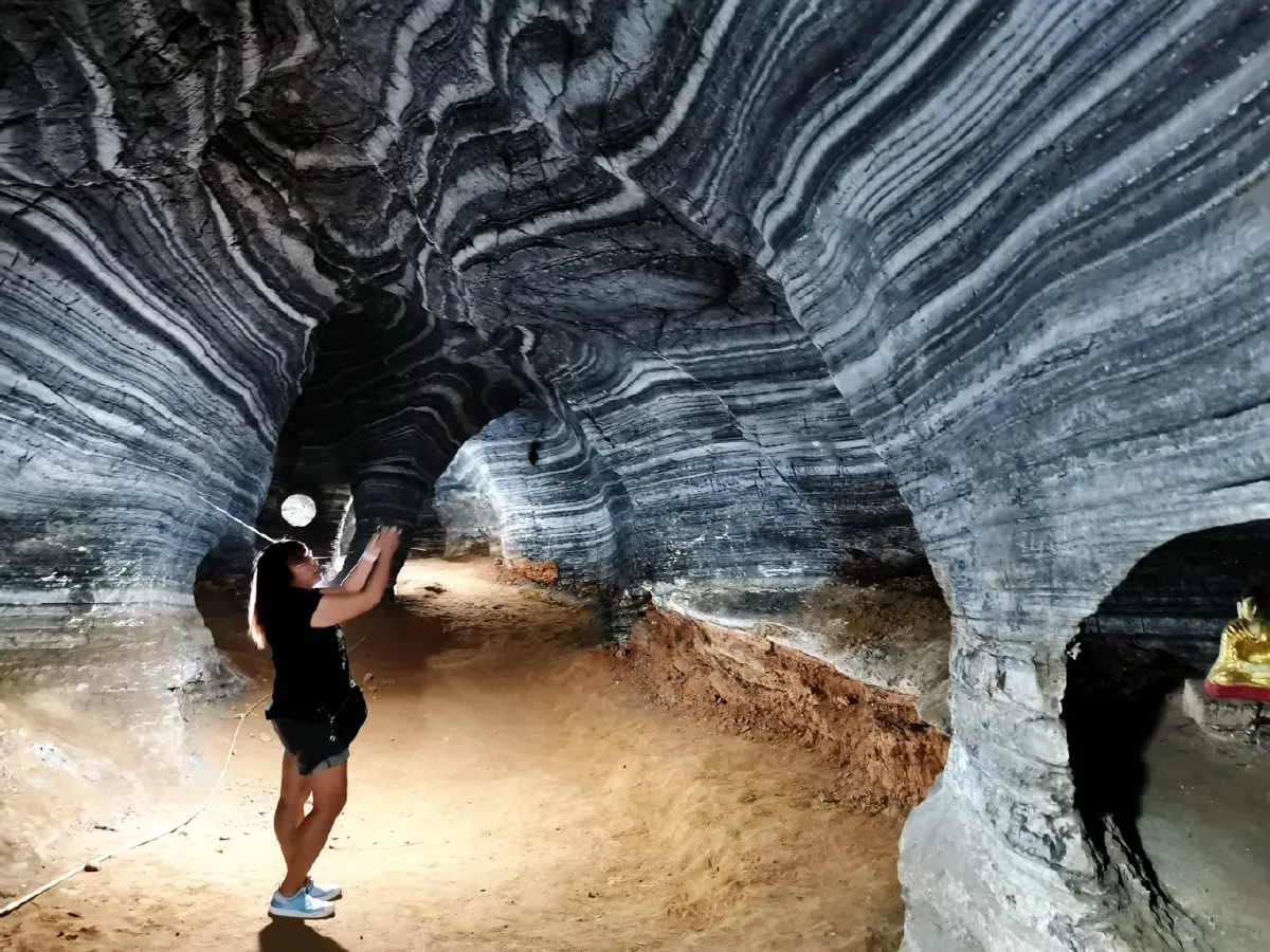 ไม่ได้พบพระ...ที่พบพระ