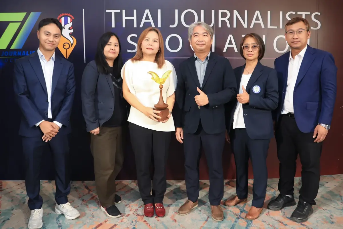 ‘กรุงเทพธุรกิจ’ คว้ารางวัลชมเชย ข่าวมรสุมทุนจีน โมเดลทุบธุรกิจไทย ระเบิดเวลาเศรษฐกิจ