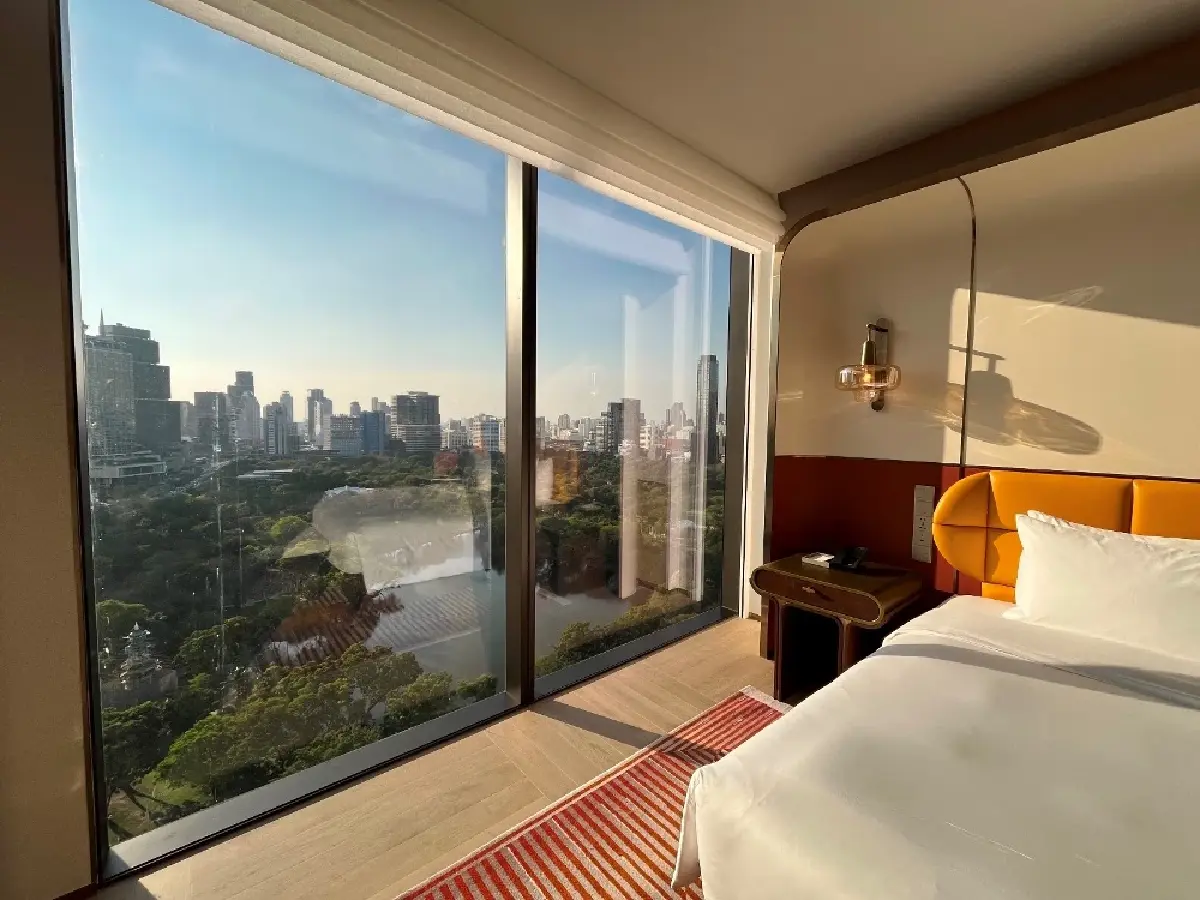 Andaz One Bangkok : ดีไซน์ ศิลปะ เสน่ห์ 'ถนนวิทยุ' ในรูปแบบโรงแรม