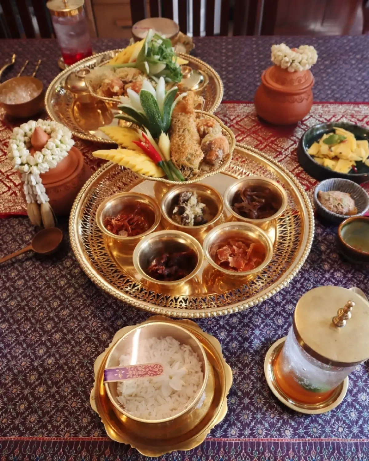 ชิม ‘ข้าวแช่’ บ้านวรรณรัตน์หลาน ‘แม่ศิริบางลำพู’ สูตรดั้งเดิม