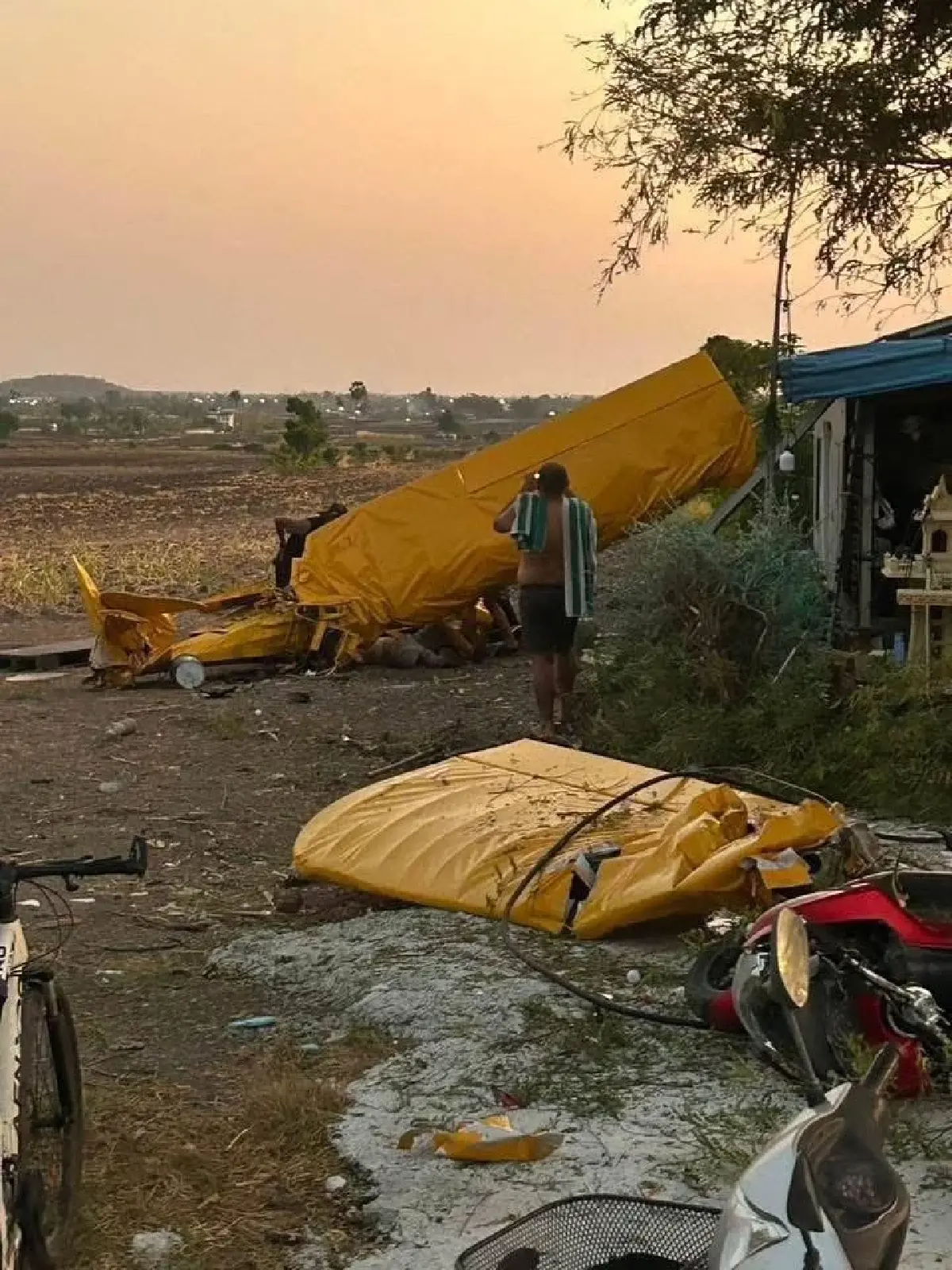 เกิดเหตุเครื่องบินเล็กตก ในพื้นที่ อ.พระพุทธบาท สระบุรี เจ็บ 1 ราย