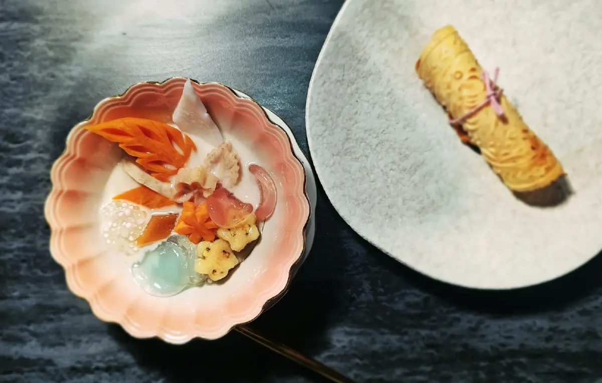 'อาหารเพอรานากัน' สื่อรัก ในความหมายของ เชฟอุ้ม คณพร