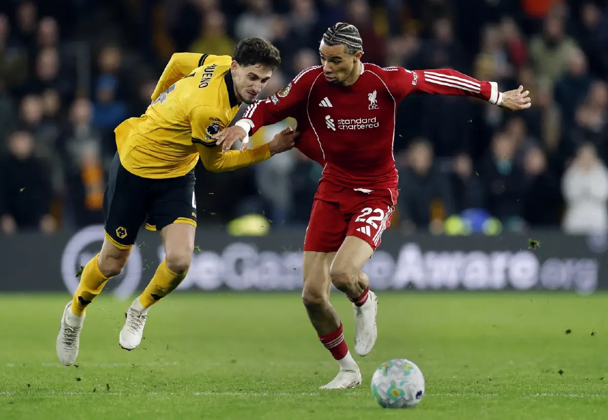 ผลบอล 'วูล์ฟแฮมป์ตัน 2-1 ลิเวอร์พูล' ดูบอลสด ตารางคะแนนพรีเมียร์ลีก อังกฤษ