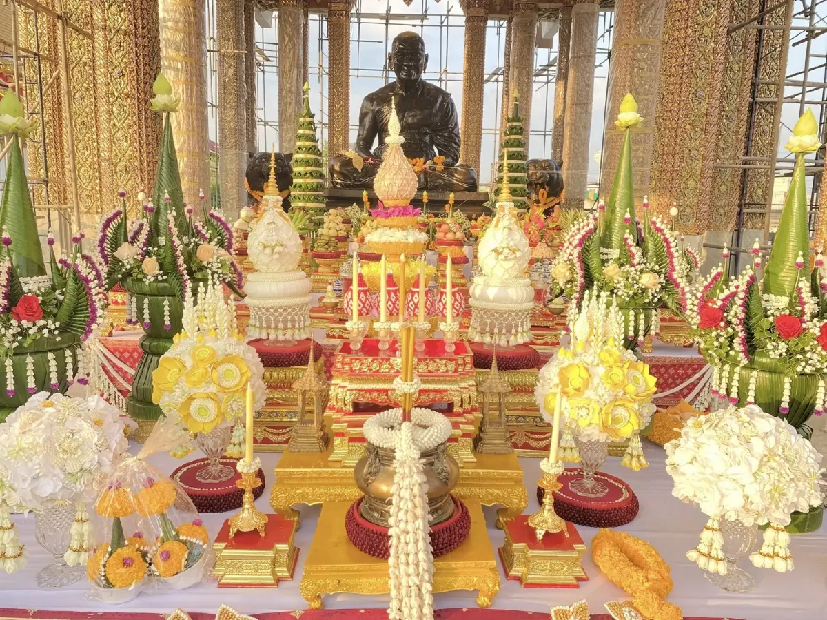 ศรัทธาล้น! ศิษย์ทั่วไทยร่วม พิธีไหว้ครูหลวงพ่อเปิ่น 2569 นครปฐม