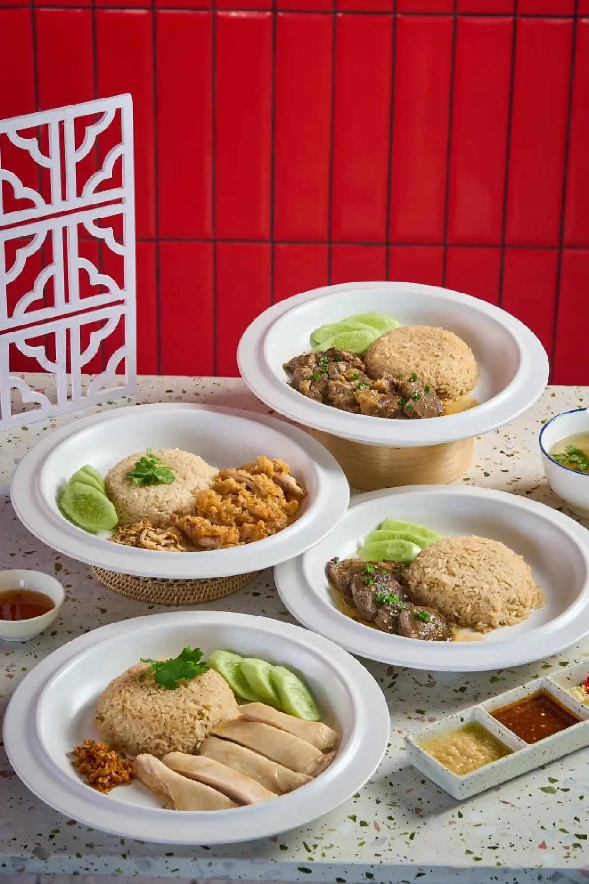 ‘บาส Go Went Go’  เปิดร้าน ‘เก๋า ข้าวมันไก่-มันเนื้อ’ ขายราคา 60 บาท อยากให้ใกล้เคียงค่าครองชีพที่สุด