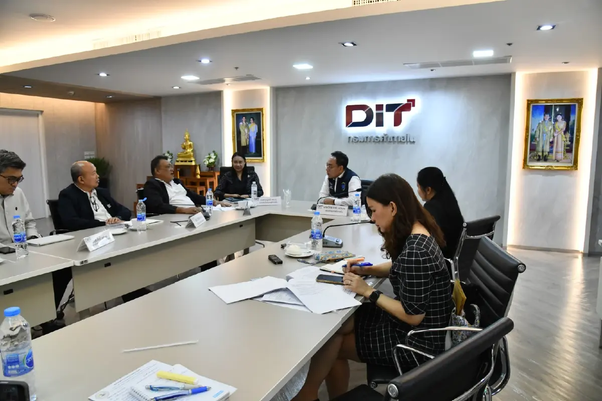 ชาวนาบุกพาณิชย์! น้ำมันแพงดันต้นทุนพุ่ง ด้านพาณิชย์เร่งตั้งจุดรับซื้อข้าว-ตรึงราคาปุ๋ย