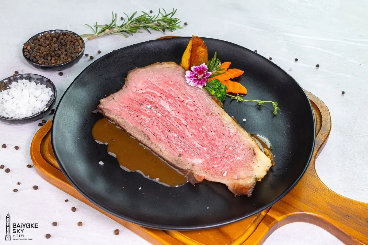 ‘เบียร์ ใบหยก’ ยัน ไม่ขึ้นราคาบุฟเฟต์ คนกินอยู่ได้ ร้านก็อยู่ได้ ชี้ โควิด-19 หนักที่สุดแล้ว