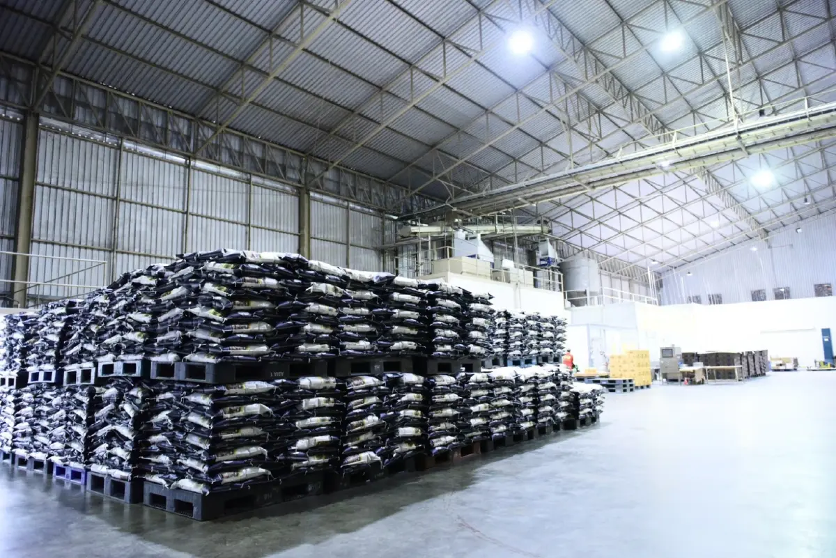 พาณิชย์ Kick Off ส่งข้าวไทยล็อตแรก 4 หมื่นตันให้จีน ภายใต้สัญญาจีทูจี คุมเข้มคุณภาพทุกขั้นตอน