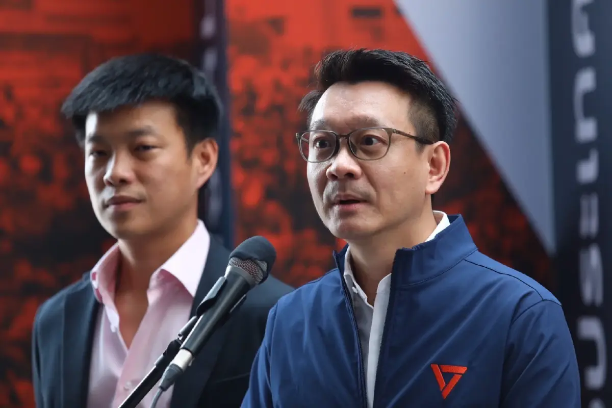 ปชน.ซัดรัฐบาล ปมน้ำมันขึ้น 6 บาท ขาดความจริงใจ วิกฤติเชื่อมั่น