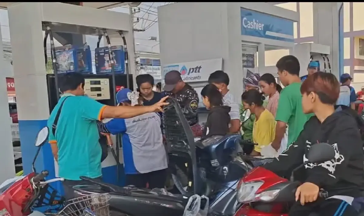 ด่วน แม่สายหวั่นน้ำมันขาดแคลน ต่อคิวยาว สั่งคุมกักตุน-เวียนเติม