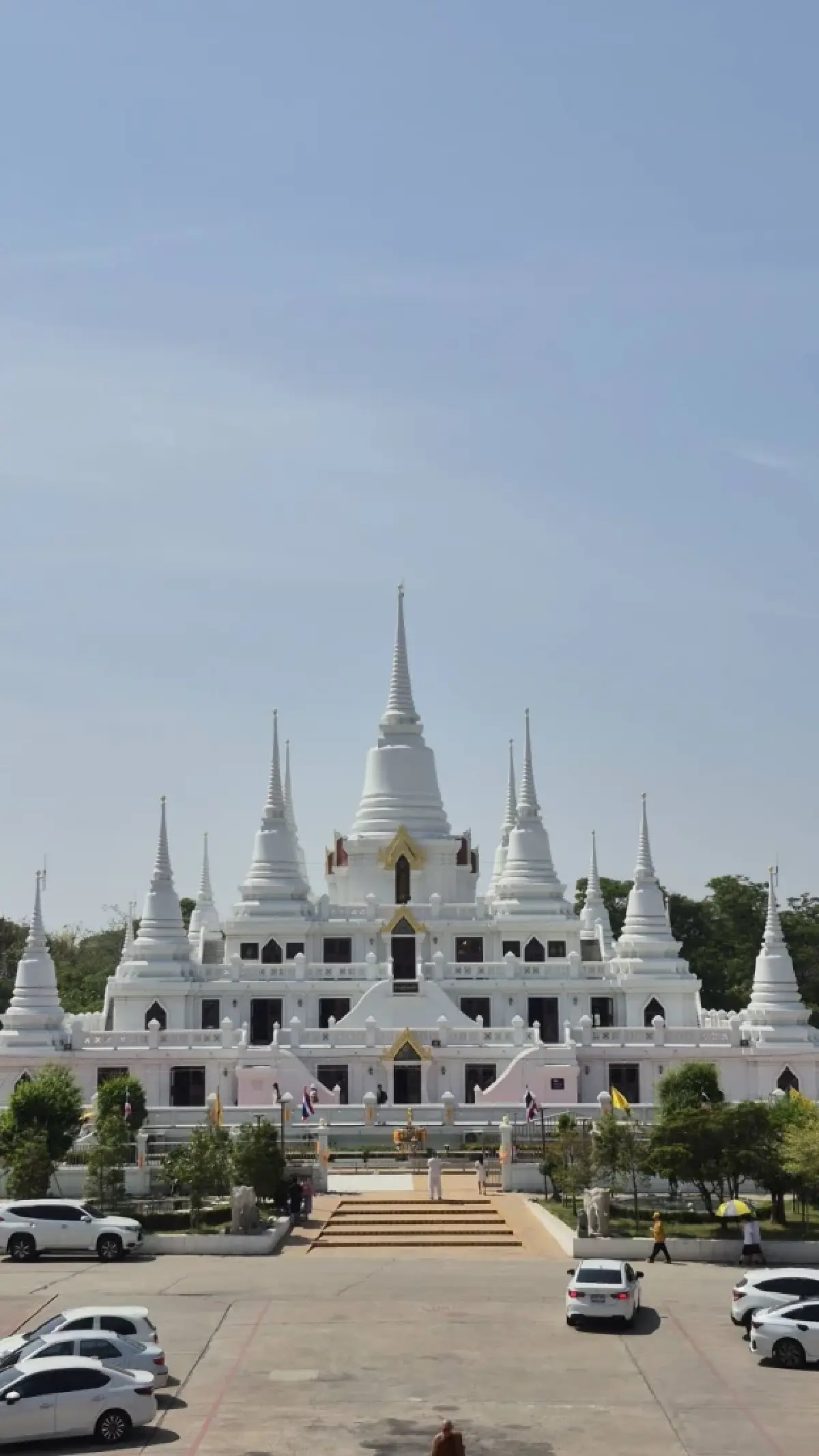 ใช้ชีวิตช้าๆ ที่ 'บางปู' วันสบาย แวะทำ DIY เข้าวัด เติมบุญ เติมพลังใจชีวิต