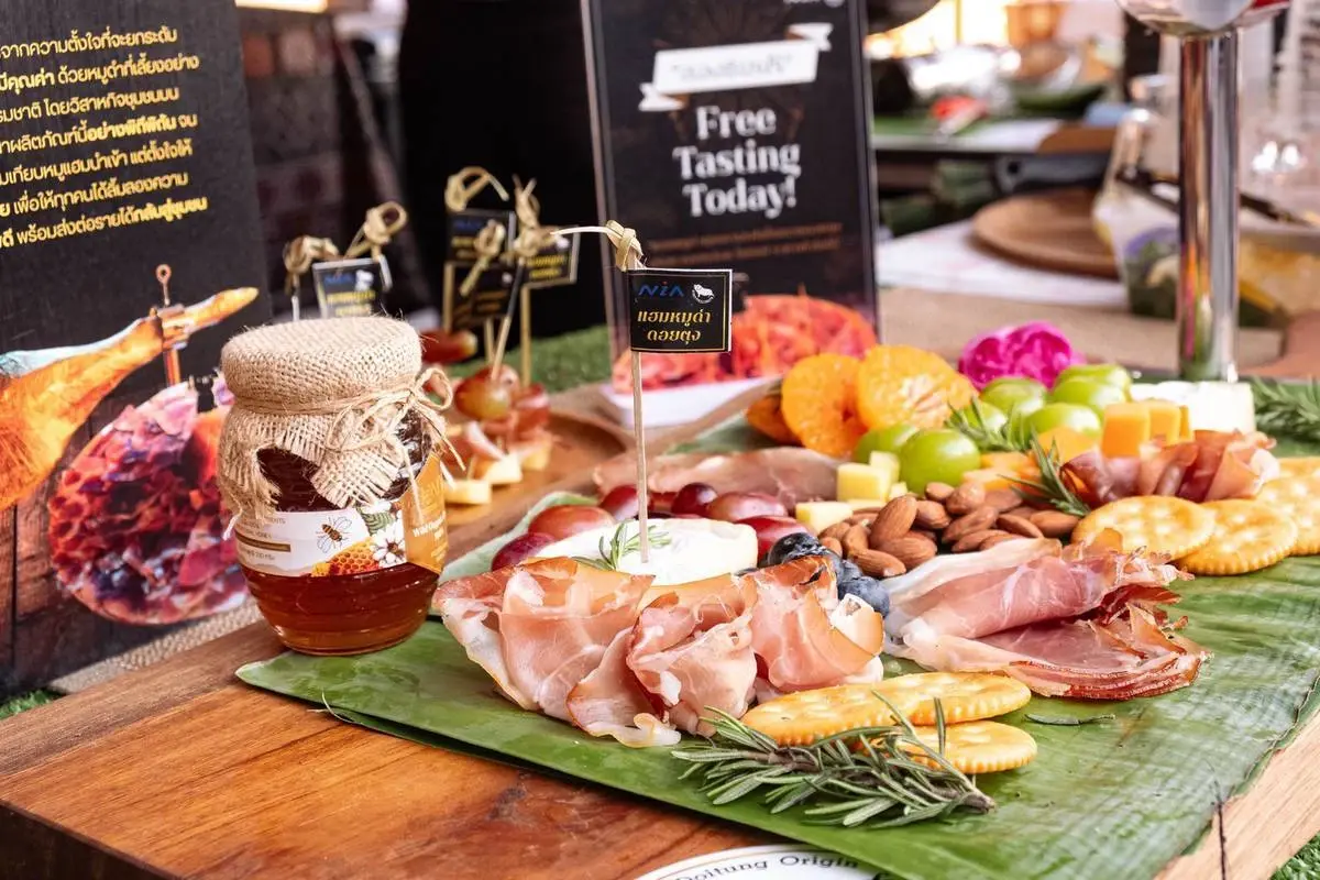 ‘แม่ฟ้าหลวงฯ’ จัดทัพองค์กร เดินหน้าโมเดลเศรษฐกิจยั่งยืน คน - ชุมชน ขับเคลื่อน คาร์บอนเครดิตสู่เน็ตซีโร่