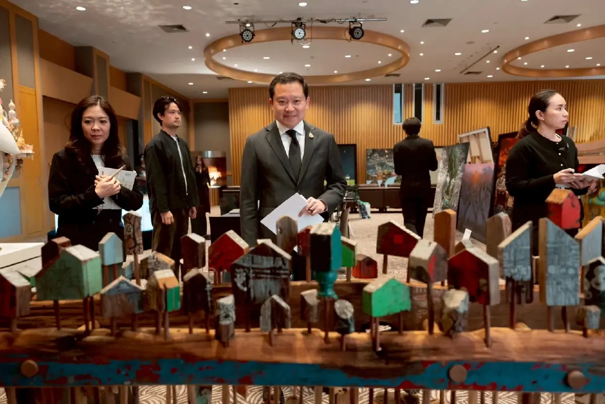 'กิ่งก้านแห่งยุคสมัย' คว้ารางวัลช้างเผือก เวทีประกวดศิลปกรรมช้างเผือก ครั้งที่ 15